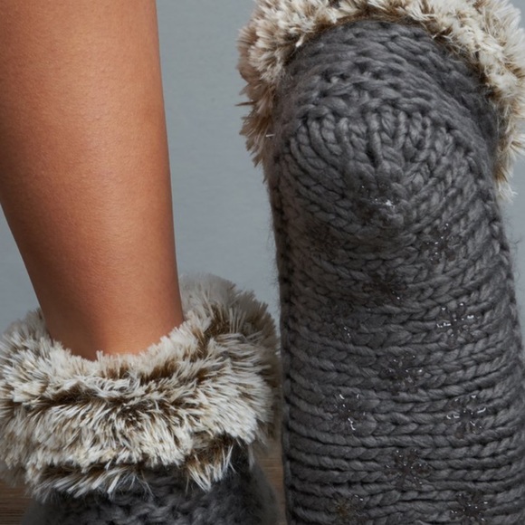 Faux Fur Knit Slipper Booties - Picture 2 of 6